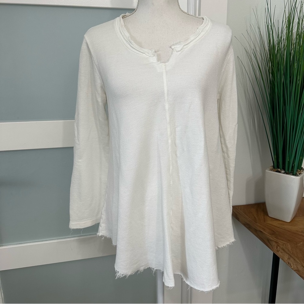 Christina Lehr Oversized Distressed V-Neck Top SZ 1 White Casual Everday Top GUC